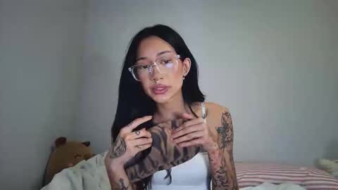 katiecai online show from 04/06/26, 10:54