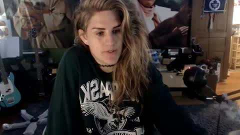 Katie online show from 10/17/25, 06:27