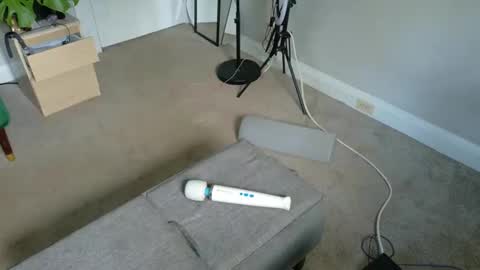 Snapshot of katieericson13 chatting on 10/21/25, 07:47 Kate online show from 10/21/25, 07:47