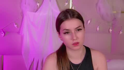 katiereeves online show from 11/05/25, 05:35