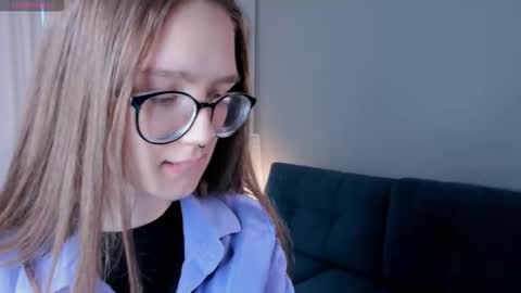 Scarlett online show from 11/30/25, 08:40