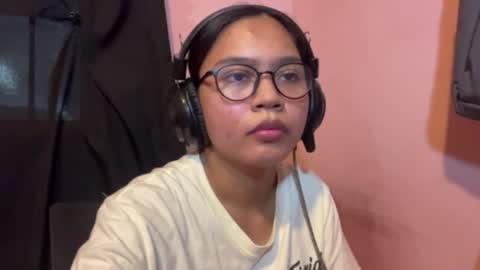 Lily online show from 05/27/26, 02:25
