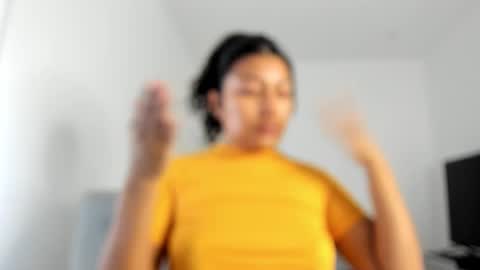 Follow me on instagram and twitter as correaktnees online show from 10/27/25, 06:50