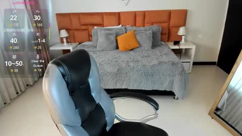 Snapshot of katnia_and_marcuz chatting on 10/09/25, 11:41 Katnia and Marcuz online show from 10/09/25, 11:41