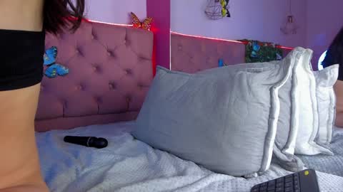 .... Katniss .... online show from 12/20/24, 10:32