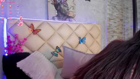 .... Katniss .... online show from 10/03/25, 08:22