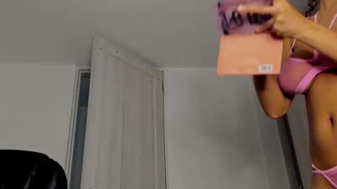 Snapshot of katrhin_66 chatting on 11/26/25, 12:00 Kathrin online show from 11/26/25, 12:00