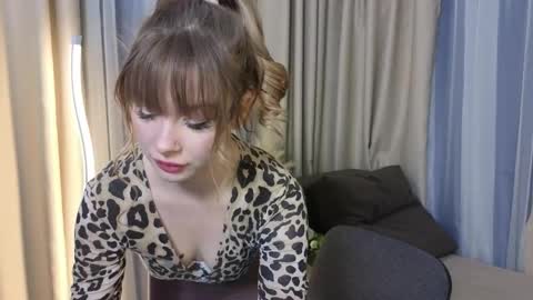 Kate online show from 05/13/26, 01:47