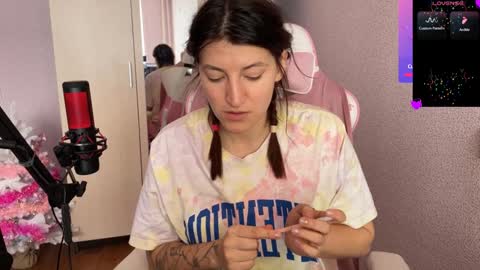   naked in pvt show 100 tk online show from 01/27/25, 10:27