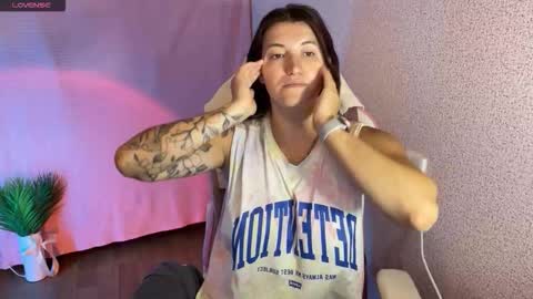   naked in pvt show 100 tk online show from 09/30/25, 11:04