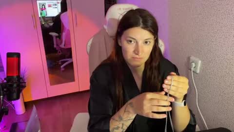   naked in pvt show 100 tk online show from 10/08/25, 06:16