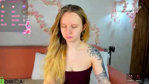 Katrina Bail online show from 09/09/25, 01:05