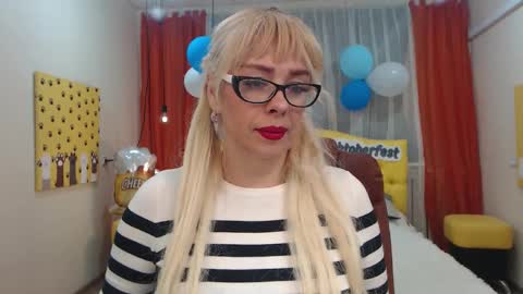 Snapshot of katrinacharm chatting on 09/21/25, 06:04 katrinacharm online show from 09/21/25, 06:04