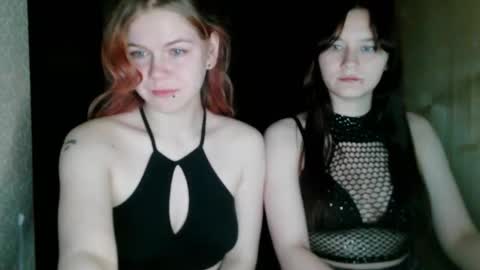 Snapshot of katrine_ine chatting on 10/19/25, 09:15 katrine_ine online show from 10/19/25, 09:15