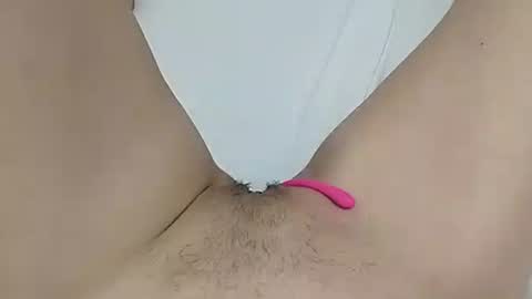 Snapshot of katrinna_arinna chatting on 01/04/25, 07:44 katrina dont forget to give me thumbs up online show from 01/04/25, 07:44