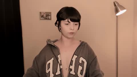 katsuro online show from 11/17/25, 10:04