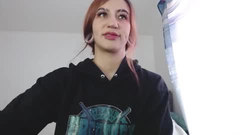 Snapshot of katsuyu_of_cristal chatting on 02/11/25, 04:13  JESSIKA  online show from 02/11/25, 04:13