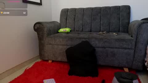 Snapshot of katt_bdsm chatting on 12/23/24, 03:40 Katt online show from 12/23/24, 03:40