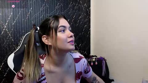 Snapshot of katt_bdsm chatting on 02/04/26, 02:23 Katt online show from 02/04/26, 02:23