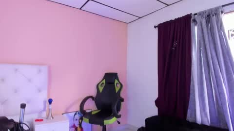 Katte online show from 10/04/25, 01:42