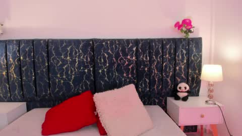 Katte online show from 04/27/26, 01:20