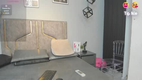 Snapshot of kattejordan chatting on 01/19/25, 03:39 Katerine online show from 01/19/25, 03:39