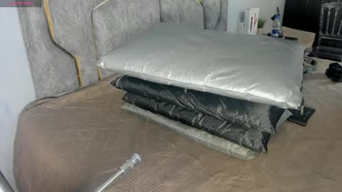 Snapshot of kattejordan chatting on 01/23/25, 03:48 Katerine online show from 01/23/25, 03:48