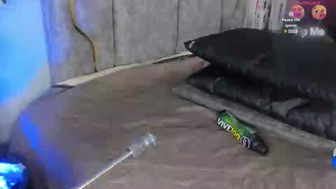 Snapshot of kattejordan chatting on 02/19/25, 03:39 Katerine online show from 02/19/25, 03:39