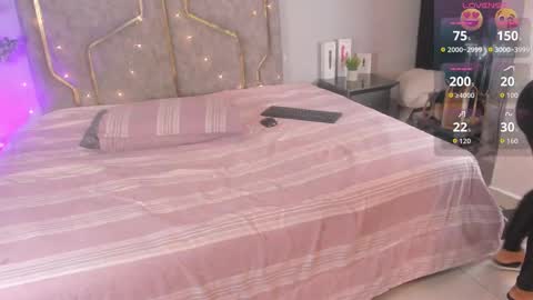 Snapshot of kattejordan chatting on 09/18/25, 03:41 Katerine online show from 09/18/25, 03:41