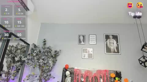 Snapshot of kattejordan chatting on 10/19/25, 03:51 Katerine online show from 10/19/25, 03:51