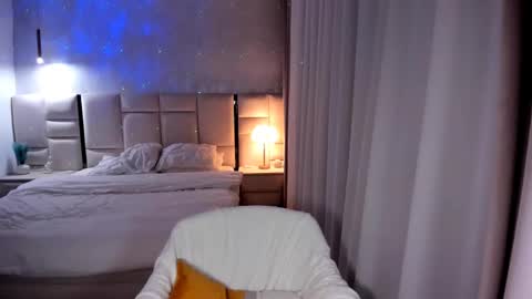 Snapshot of kattelovelyy chatting on 03/05/25, 11:05 GoddessKateline online show from 03/05/25, 11:05