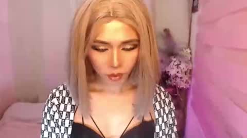 Saisy online show from 02/05/26, 01:54