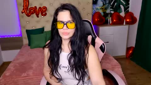 KattieSims online show from 02/17/25, 01:25