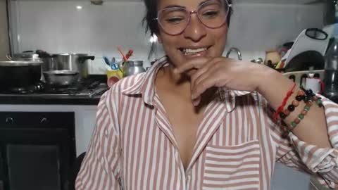 Snapshot of kattleyagray chatting on 02/02/26, 09:46 KattleyaGrey online show from 02/02/26, 09:46