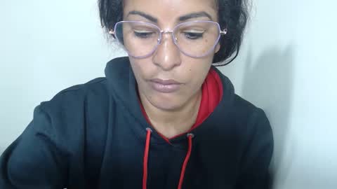 Snapshot of kattleyagray chatting on 06/07/26, 01:26 KattleyaGrey online show from 06/07/26, 01:26