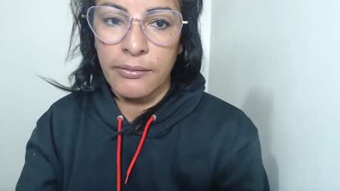 Snapshot of kattleyagray chatting on 07/05/26, 12:45 KattleyaGrey online show from 07/05/26, 12:45