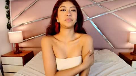 Snapshot of kattravens chatting on 11/25/25, 01:22 katt online show from 11/25/25, 01:22