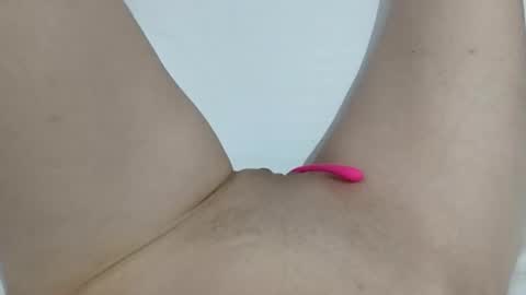 Snapshot of kattrinah_nikitta chatting on 02/26/26, 07:24 nikitta online show from 02/26/26, 07:24