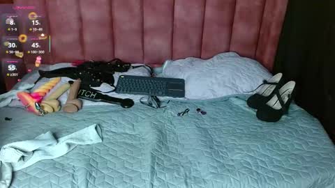 Snapshot of katty_berry_ chatting on 01/18/26, 01:48 Arianna online show from 01/18/26, 01:48