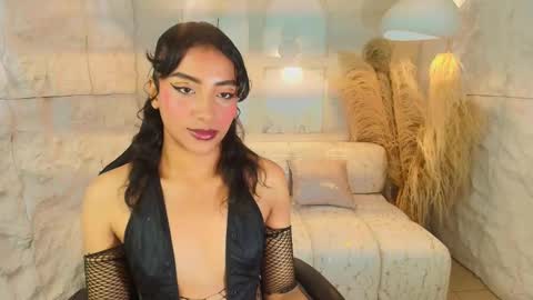 Katty  online show from 11/21/25, 08:29