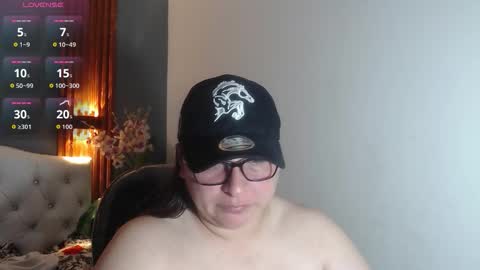 Snapshot of katty_findom_ chatting on 03/24/26, 09:36 katty online show from 03/24/26, 09:36