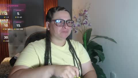 Snapshot of katty_findom_ chatting on 04/08/26, 12:38 katty online show from 04/08/26, 12:38