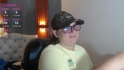 Snapshot of katty_findom_ chatting on 05/12/26, 11:07 katty online show from 05/12/26, 11:07
