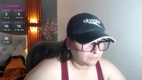 Snapshot of katty_findom_ chatting on 05/15/26, 11:50 katty online show from 05/15/26, 11:50