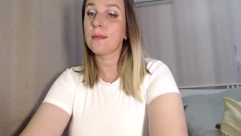 Snapshot of katty_fox chatting on 09/11/25, 10:59 Katty Fox online show from 09/11/25, 10:59