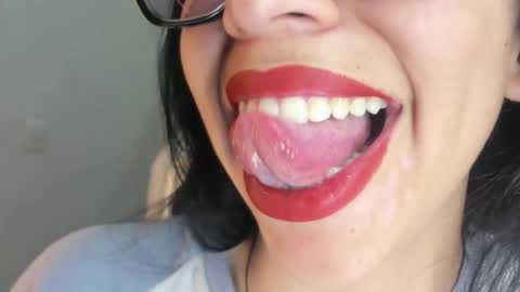 Snapshot of katty_mouth chatting on 01/05/26, 06:55 Katty online show from 01/05/26, 06:55