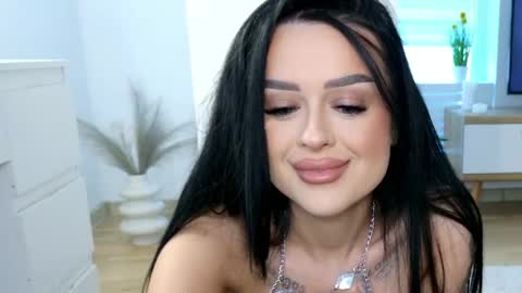 Katty Perry online show from 04/25/26, 04:26