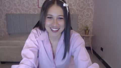 Katherin  Suarez online show from 09/23/25, 04:15