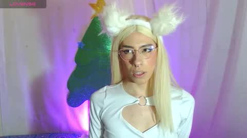 kattycat_ online show from 12/15/25, 05:01