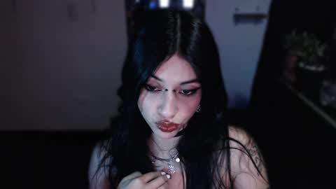      online show from 02/16/25, 12:41